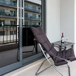 Lagos Marina Apartment With Pool & Gym